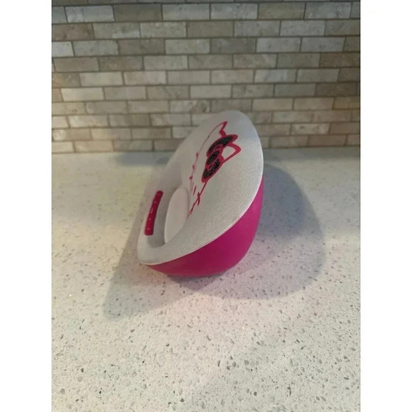 hello kitty oval bluetooth speaker  123 - Picture 2 of 6
